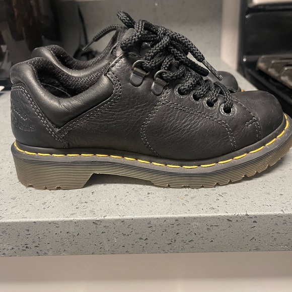 Women’s Dr. Marten shoes. Black size 5 - Picture 6 of 12